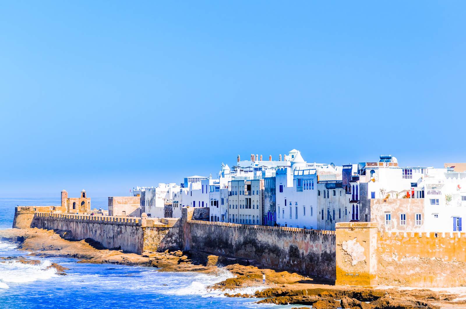 Location de voiture Essaouira, vue sur la médina et les remparts